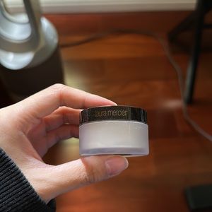 Like new Laura mercier secret brightening powder for under eyes